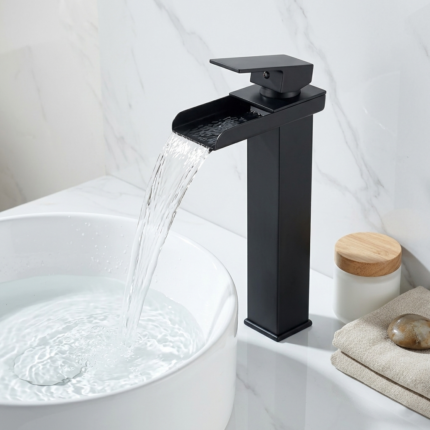 Grifería Monocontrol De Lavamanos Alta Cascada Negro