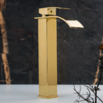 Grifo Lavabo Caño Alto Monomando En Color Dorado